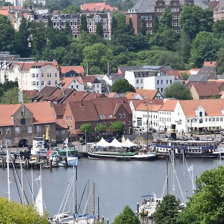 Fewo1846 - Bellevue - Sonnige 2-Zimmer-Wohnung Mit Balkon Und Hafenblick Flensburg Exteriör bild
