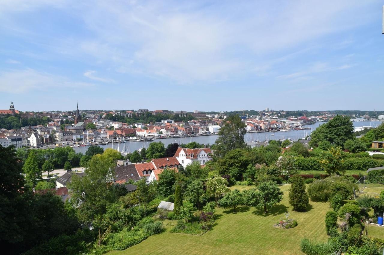 Fewo1846 - Bellevue - Sonnige 2-Zimmer-Wohnung Mit Balkon Und Hafenblick Flensburg Exteriör bild